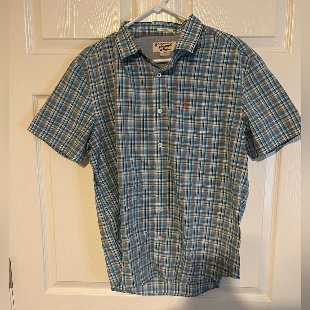Men’s Original Penguin large plaid button down shirt.